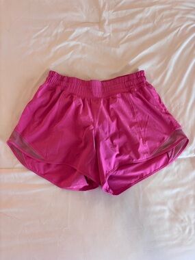 lululemon Pink Hotty hot 2.5
